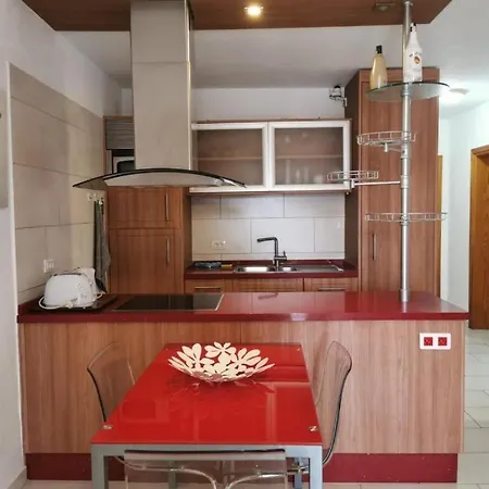 아파트 2bed Pool View- San Eugenio *